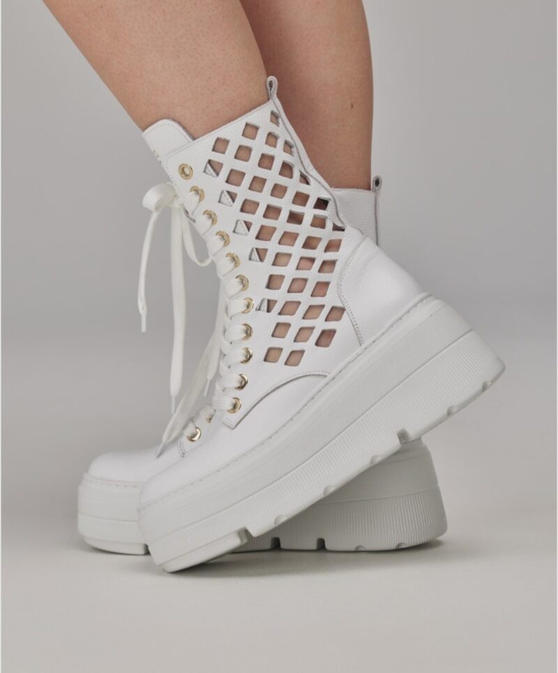 Wyższe sneakersy damskie ażurowe Damiss, skóra naturalna, białe – modne buty na platformie