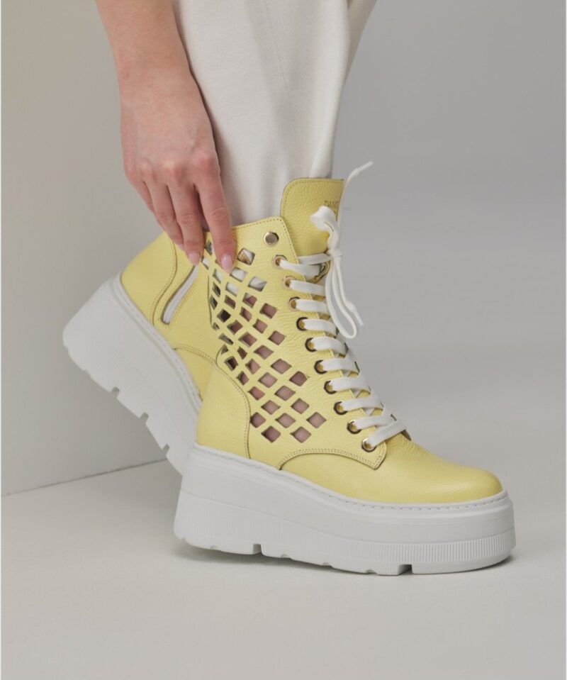 Wyższe sneakersy damskie ażurowe Damiss, skóra naturalna, cytryna – modne buty na platformie